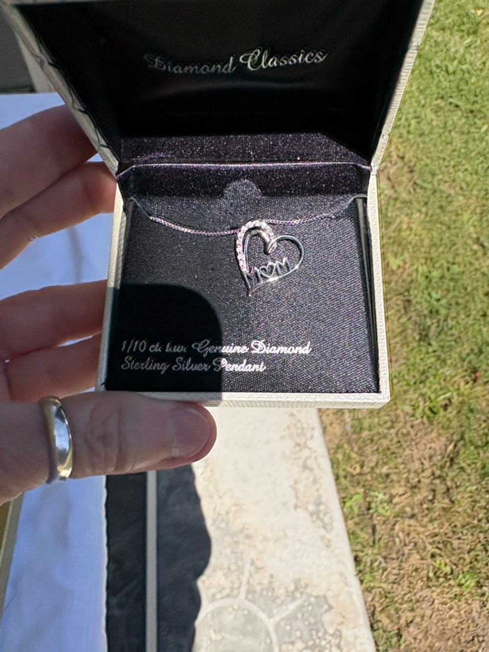 NWT Sterling Silver 'Mom' Heart Necklace - Silver and Diamonds - Picture 2 of 4